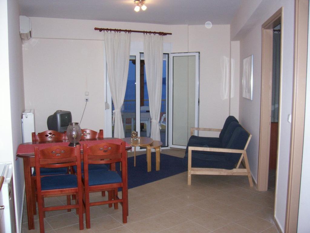 Studios Stefania Neos Marmaras Room photo